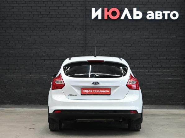 Ford Focus III с пробегом 2012 года, цена 800 000 рублей, 178221 км, хэтчбек, Автокод Объявления
