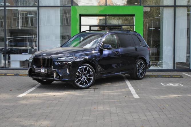 BMW X7 I (G07) Рестайлинг с пробегом 2026 года, цена 17 990 000 рублей, 10 км, внедорожник, Автокод Объявления