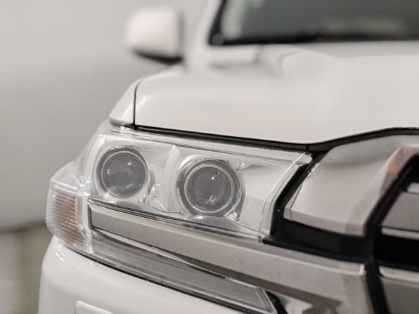 Toyota Land Cruiser 200 Series Рестайлинг 2 с пробегом 2016 года, цена 5 499 000 рублей, 254006 км, внедорожник, Автокод Объявления