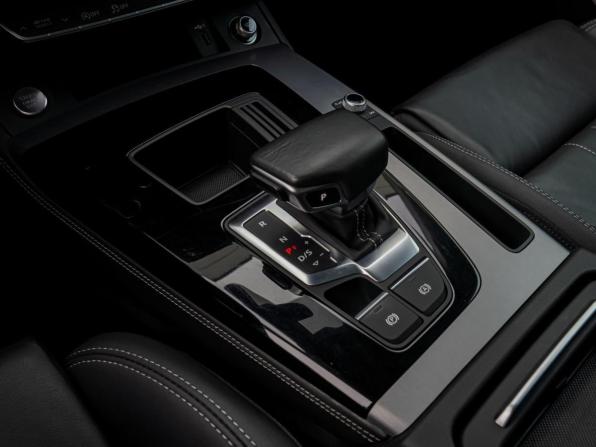 Audi Q5 II (FY) Рестайлинг с пробегом 2023 года, цена 4 830 000 рублей, 27945 км, внедорожник, Автокод Объявления