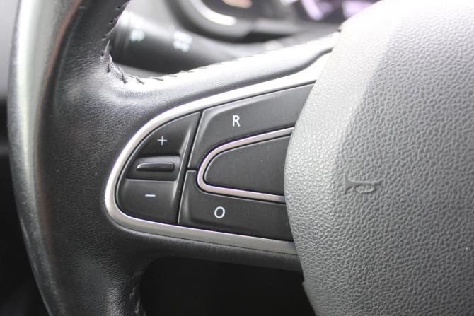 Renault Scenic IV с пробегом 2018 года, цена 1 457 000 рублей, 192924 км, минивэн, Автокод Объявления