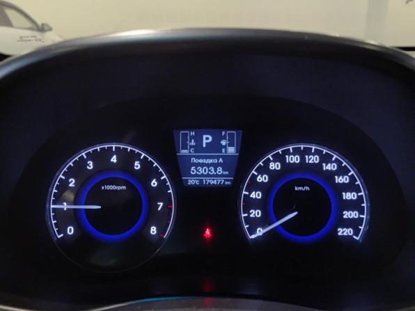 Hyundai Solaris I Рестайлинг с пробегом 2014 года, цена 785 000 рублей, 179477 км, хэтчбек, Автокод Объявления