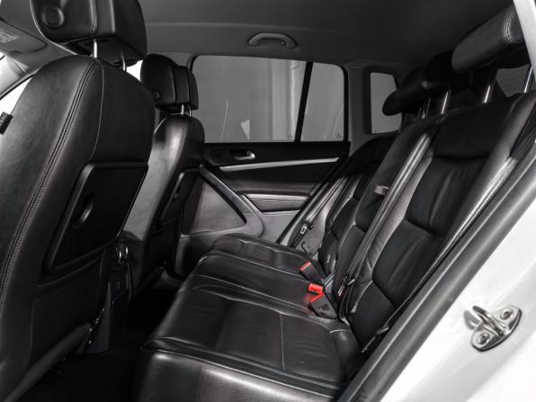 Volkswagen Tiguan I Рестайлинг с пробегом 2015 года, цена 1 385 000 рублей, 162269 км, внедорожник, Автокод Объявления