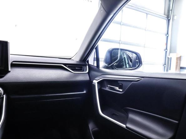 Toyota RAV4 V (XA50) с пробегом 2021 года, цена 3 510 000 рублей, 44139 км, внедорожник, Автокод Объявления