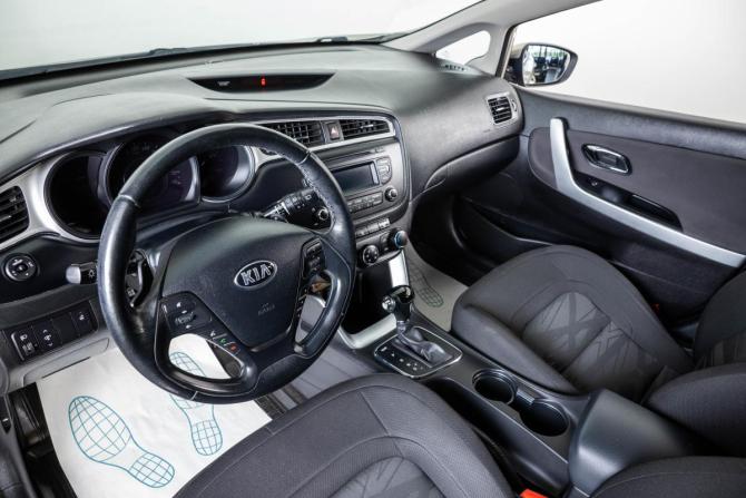 Kia Ceed II Рестайлинг с пробегом 2015 года, цена 1 649 000 рублей, 91700 км, хэтчбек, Автокод Объявления