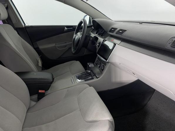 Volkswagen Passat B6 с пробегом 2005 года, цена 560 000 рублей, 262448 км, седан, Автокод Объявления