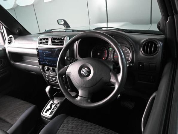 Suzuki Jimny III Рестайлинг 2 с пробегом 2012 года, цена 849 000 рублей, 167631 км, внедорожник, Автокод Объявления