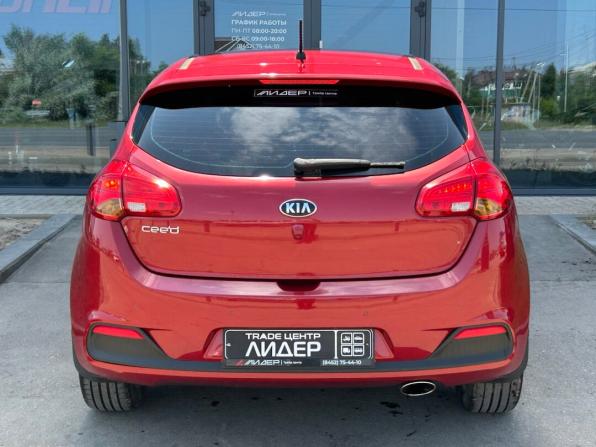 Kia Ceed II с пробегом 2013 года, цена 1 100 000 рублей, 211286 км, хэтчбек, Автокод Объявления