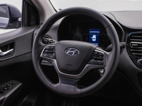 Hyundai Solaris II Рестайлинг с пробегом 2021 года, цена 1 580 000 рублей, 134419 км, седан, Автокод Объявления