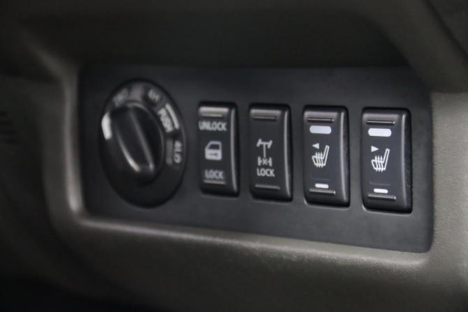 Nissan Navara (Frontier) III (D40) с пробегом 2008 года, цена 895 950 рублей, 353778 км, пикап, Автокод Объявления