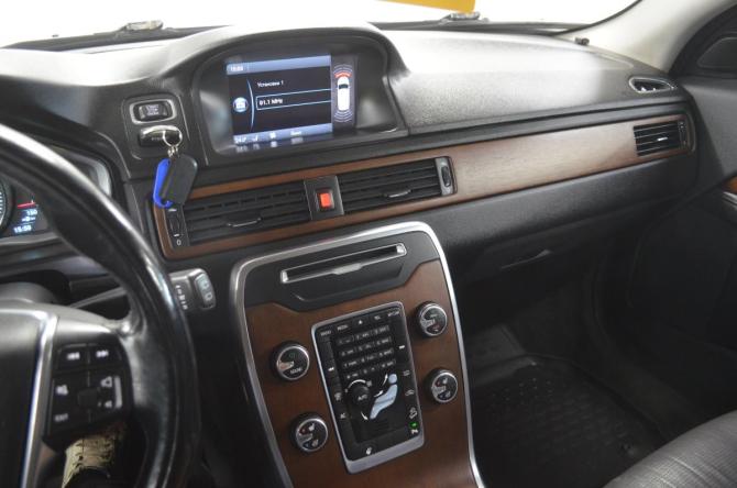 Volvo XC70 II Рестайлинг с пробегом 2014 года, цена 1 650 000 рублей, 190000 км, универсал, Автокод Объявления