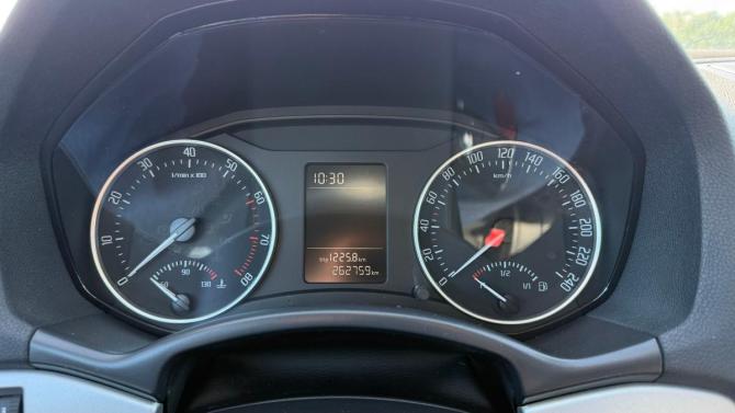Skoda Octavia II (A5) Рестайлинг с пробегом 2012 года, цена 469 000 рублей, 261000 км, лифтбек, Автокод Объявления
