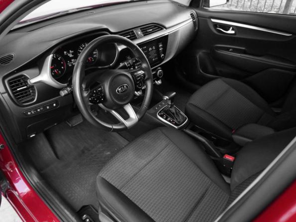 Kia Rio IV Рестайлинг с пробегом 2021 года, цена 1 519 000 рублей, 126245 км, седан, Автокод Объявления