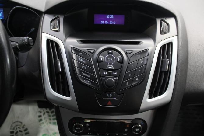 Ford Focus III с пробегом 2012 года, цена 729 000 рублей, 241625 км, хэтчбек, Автокод Объявления