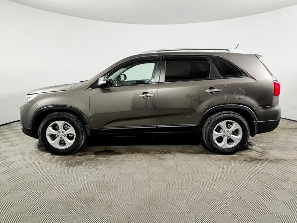 Kia Sorento II Рестайлинг с пробегом 2015 года, цена 1 590 000 рублей, 230000 км, внедорожник, Автокод Объявления