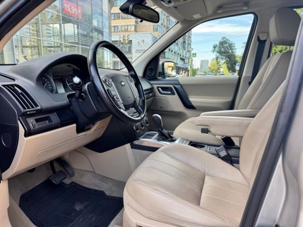Land Rover Freelander II Рестайлинг 2 с пробегом 2014 года, цена 2 090 000 рублей, 142119 км, внедорожник, Автокод Объявления