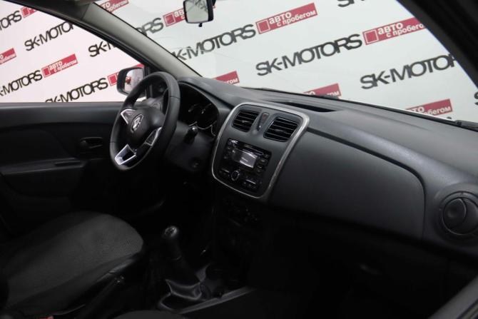 Renault Sandero II Рестайлинг с пробегом 2019 года, цена 785 850 рублей, 93379 км, хэтчбек, Автокод Объявления