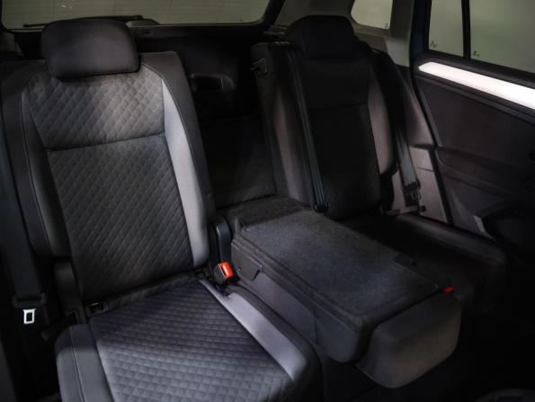 Volkswagen Tiguan II с пробегом 2020 года, цена 1 999 000 рублей, 179212 км, внедорожник, Автокод Объявления