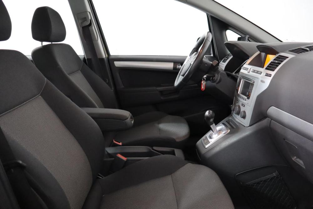 Opel Zafira B Рестайлинг Санкт-Петербург  - изображение 12