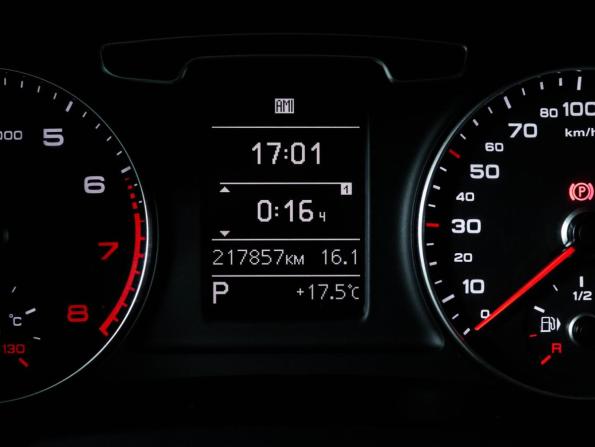 Audi Q3 I (8U) с пробегом 2013 года, цена 1 340 000 рублей, 217855 км, внедорожник, Автокод Объявления