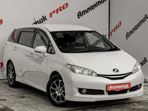 Toyota Wish II Рестайлинг с пробегом 2013 года, цена 1 475 000 рублей, 77764 км, минивэн, Автокод Объявления