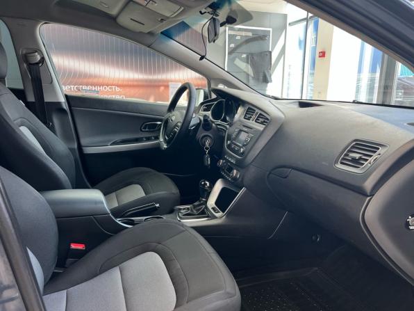 Kia Ceed II с пробегом 2014 года, цена 1 099 000 рублей, 212235 км, универсал, Автокод Объявления