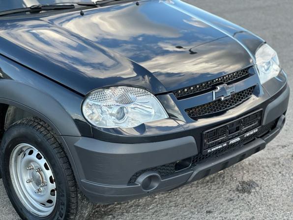 Chevrolet Niva I Рестайлинг с пробегом 2018 года, цена 785 000 рублей, 83187 км, внедорожник, Автокод Объявления