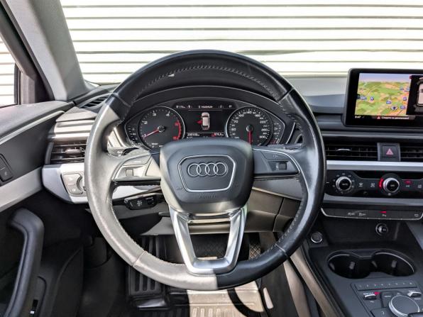 Audi A4 V (B9) с пробегом 2018 года, цена 1 650 000 рублей, 298346 км, универсал, Автокод Объявления