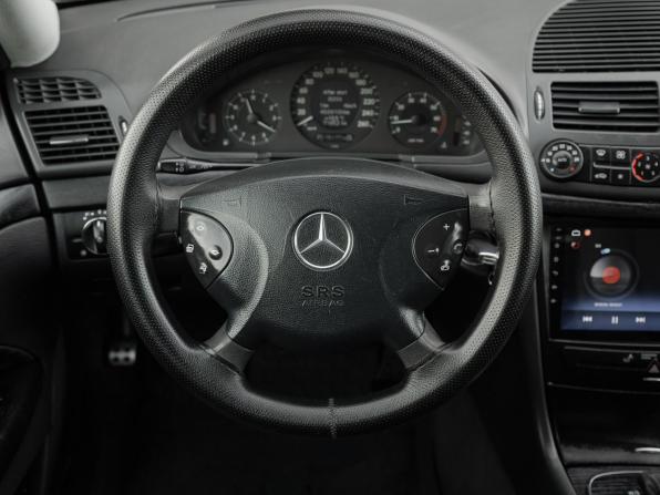 Mercedes-Benz E-Класс III (W211 S211) с пробегом 2003 года, цена 835 000 рублей, 178000 км, седан, Автокод Объявления