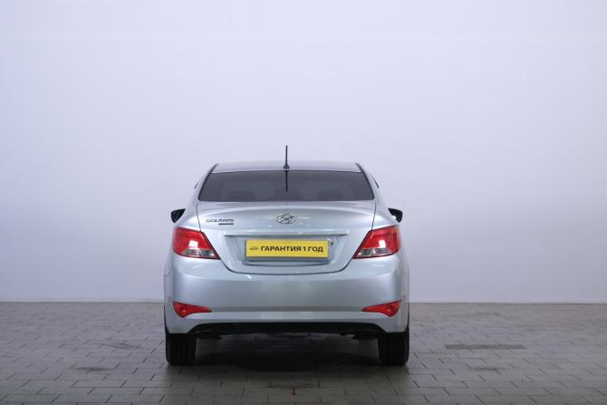 Hyundai Solaris I Рестайлинг с пробегом 2016 года, цена 1 059 000 рублей, 173000 км, седан, Автокод Объявления
