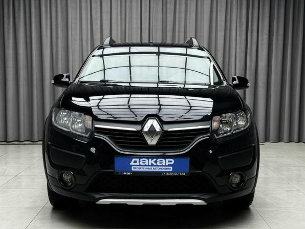 Renault Sandero II с пробегом 2016 года, цена 799 000 рублей, 176977 км, хэтчбек, Автокод Объявления