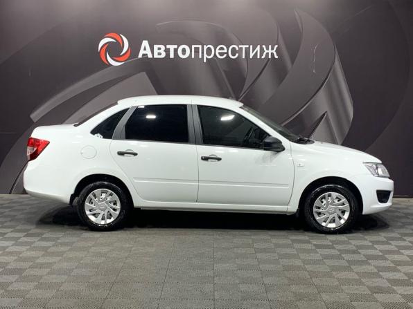 Lada (ВАЗ) Granta I с пробегом 2018 года, цена 535 000 рублей, 109677 км, седан, Автокод Объявления
