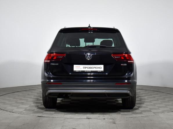 Volkswagen Tiguan II с пробегом 2018 года, цена 2 832 000 рублей, 101661 км, внедорожник, Автокод Объявления