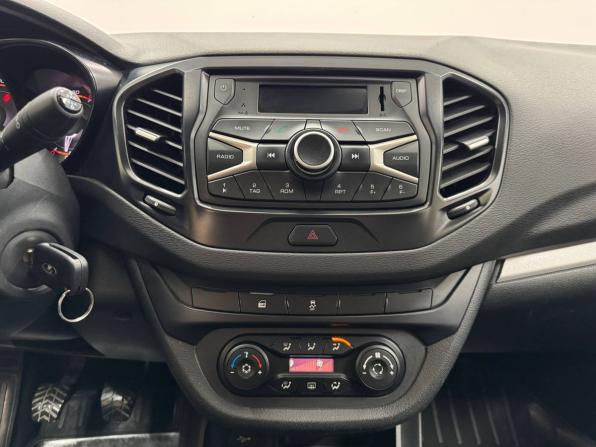 Lada (ВАЗ) Vesta I с пробегом 2017 года, цена 950 000 рублей, 76524 км, седан, Автокод Объявления