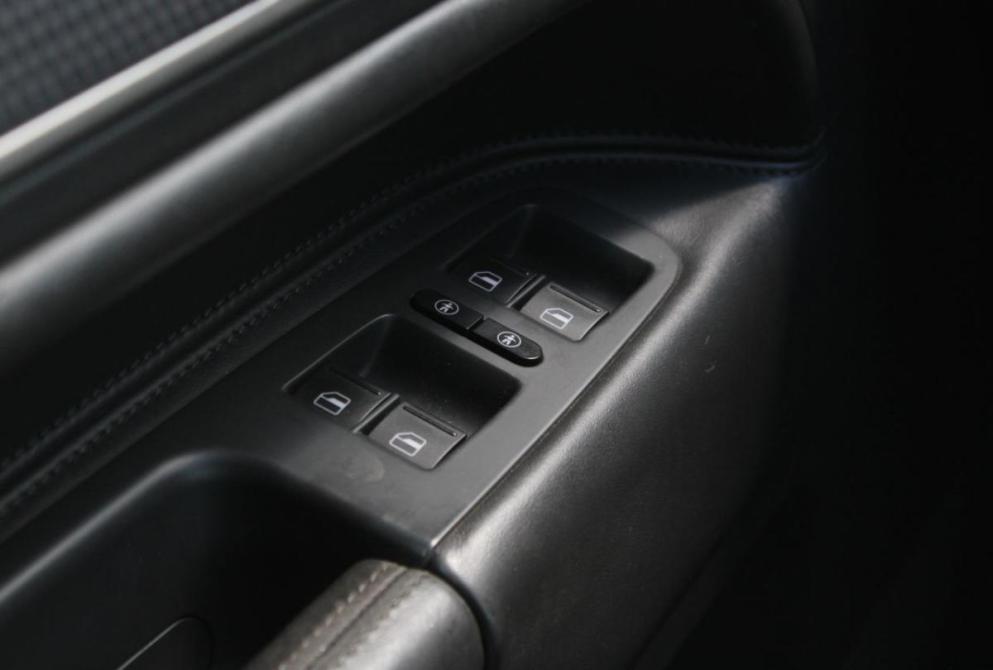 Volkswagen Touareg I Рестайлинг Саратов  - изображение 28