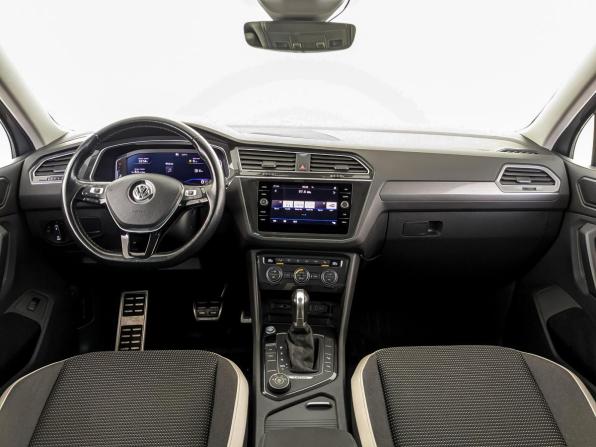 Volkswagen Tiguan II с пробегом 2019 года, цена 2 850 000 рублей, 100450 км, внедорожник, Автокод Объявления
