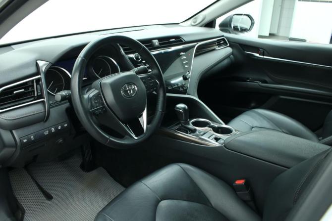 Toyota Camry VIII (XV70) с пробегом 2020 года, цена 2 795 000 рублей, 102581 км, седан, Автокод Объявления