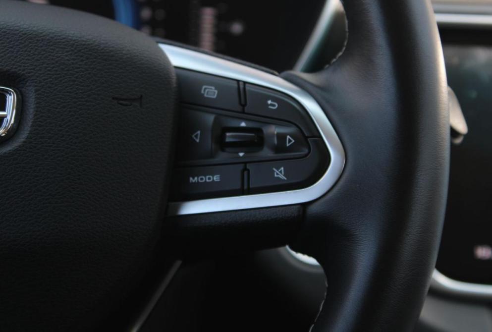 Geely Atlas Pro Саратов  - изображение 19