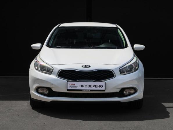 Kia Ceed II с пробегом 2015 года, цена 1 000 000 рублей, 166827 км, хэтчбек, Автокод Объявления