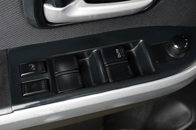 Suzuki Grand Vitara II с пробегом 2007 года, цена 1 049 000 рублей, 194398 км, внедорожник, Автокод Объявления