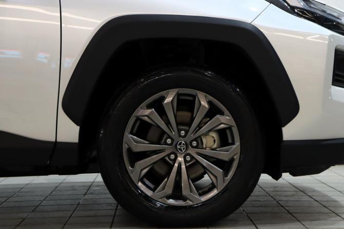 Toyota RAV4 VI (XA60) с пробегом 2025 года, цена 4 350 000 рублей, 135 км, внедорожник, Автокод Объявления