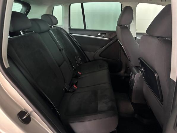 Volkswagen Tiguan I Рестайлинг с пробегом 2014 года, цена 1 360 000 рублей, 152300 км, внедорожник, Автокод Объявления