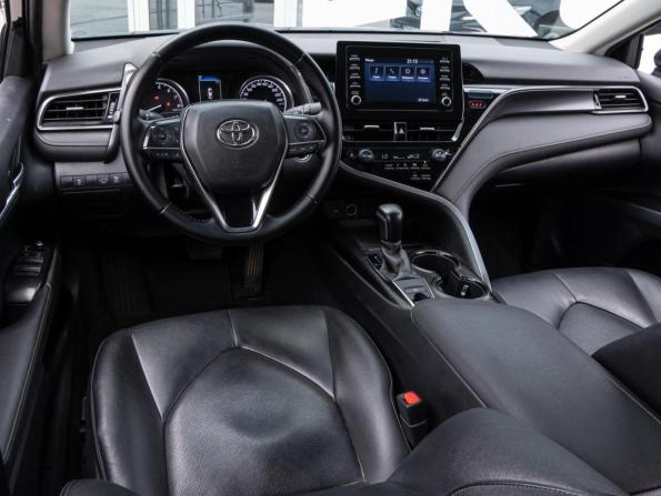 Toyota Camry VIII (XV70) Рестайлинг с пробегом 2021 года, цена 2 630 000 рублей, 78068 км, седан, Автокод Объявления