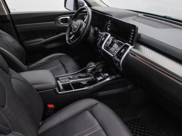 Kia Sorento IV с пробегом 2022 года, цена 3 795 000 рублей, 88366 км, внедорожник, Автокод Объявления
