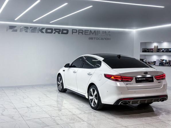 Kia Optima IV с пробегом 2017 года, цена 2 450 000 рублей, 108318 км, седан, Автокод Объявления