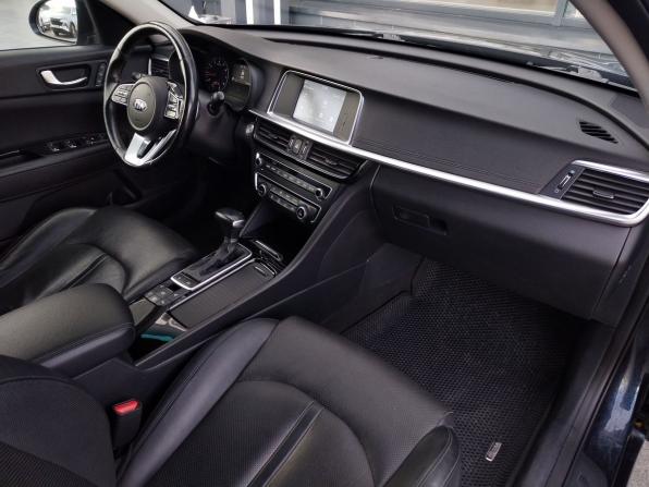 Kia Optima IV Рестайлинг с пробегом 2019 года, цена 1 940 000 рублей, 141200 км, седан, Автокод Объявления