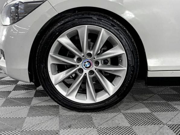 BMW 1 серии II (F20/F21) с пробегом 2013 года, цена 987 000 рублей, 293175 км, хэтчбек, Автокод Объявления