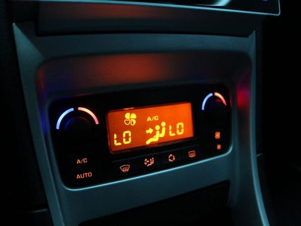 Peugeot 307 I Рестайлинг с пробегом 2006 года, цена 350 000 рублей, 274027 км, универсал, Автокод Объявления