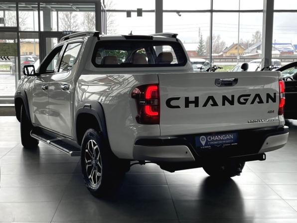 Changan Hunter Plus с пробегом 2024 года, цена 3 100 000 рублей, 15900 км, offers.body_type.unknown, Автокод Объявления