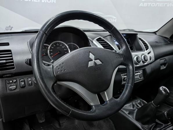 Mitsubishi L200 IV Рестайлинг с пробегом 2013 года, цена 2 050 000 рублей, 189251 км, пикап, Автокод Объявления